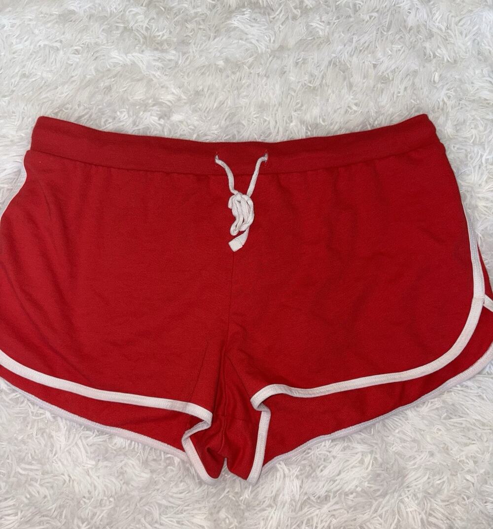 No Boundaries Juniors XL Red, White Trim Classic Sport Shorts. Cute, Fun